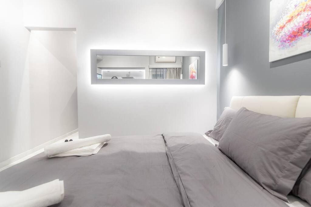 Lux Seaside Apartment By Volos Hospitality 외부 사진